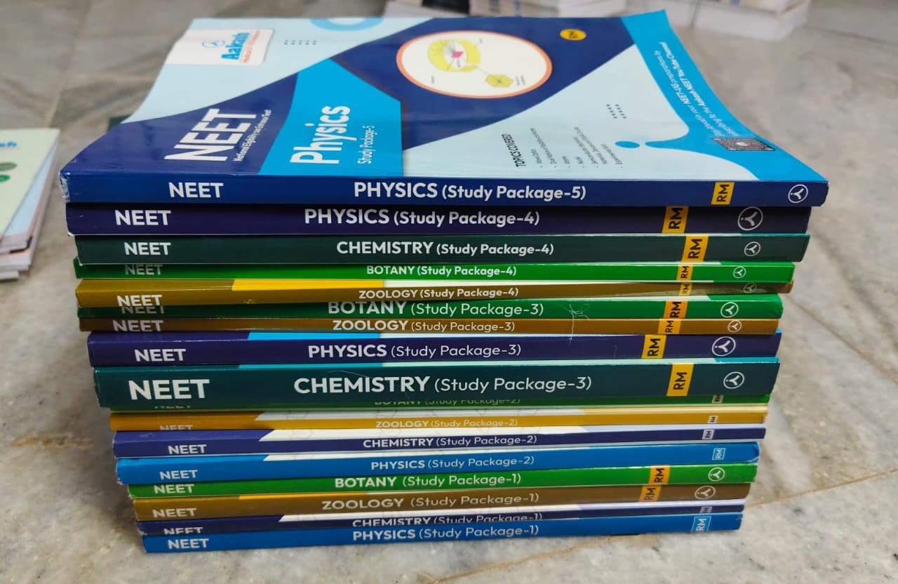 Aakash NEET Modules 2026 edition Aakash NEET Modules 2026 edition