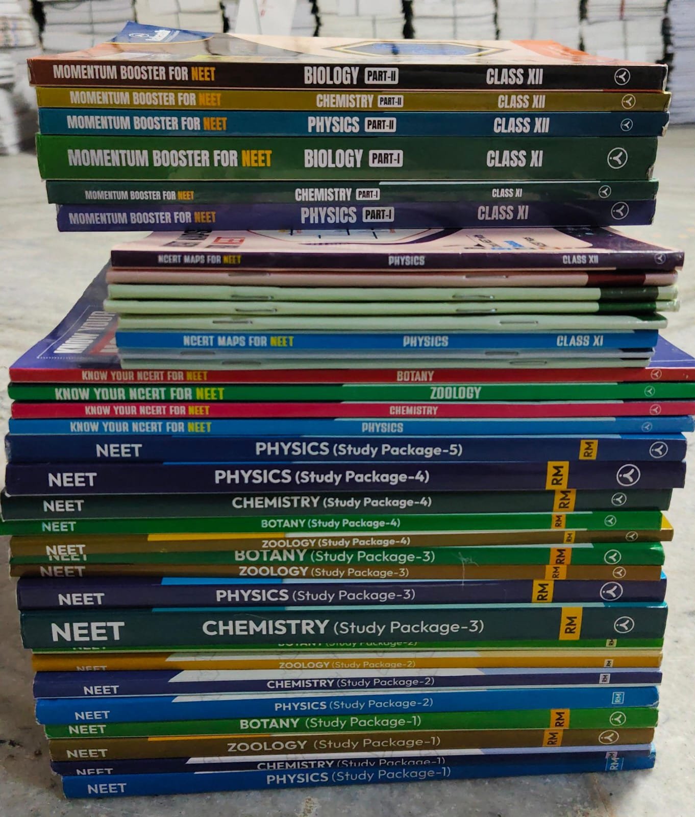 Aakash NEET Complete Study Material Aakash NEET Study Material latest edition